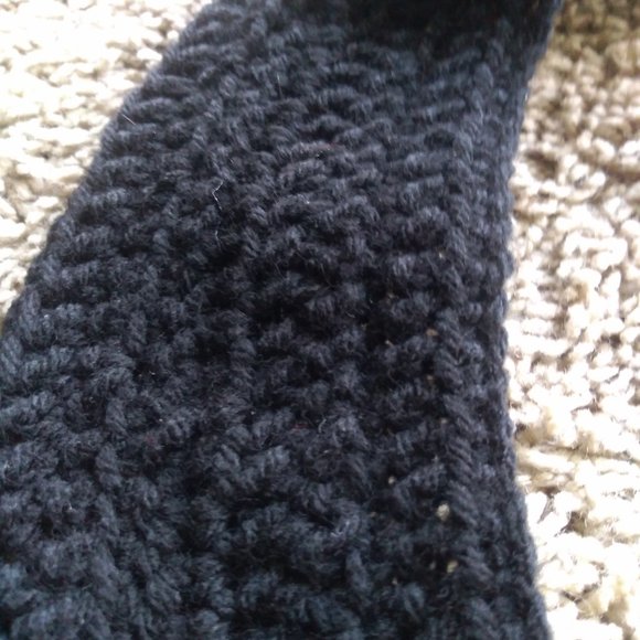 Gray Skull - the scarf! - Picture 6 of 10